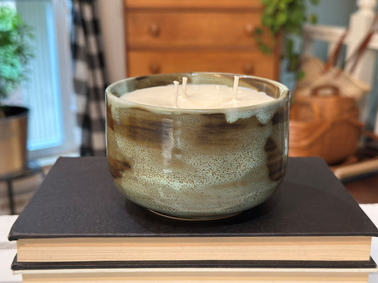 Unwind Vintage Pottery Candle